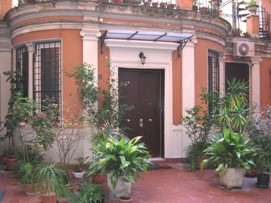 Vivilo Collection - Opera Teather Apartment - Very Central Rom Exterior foto